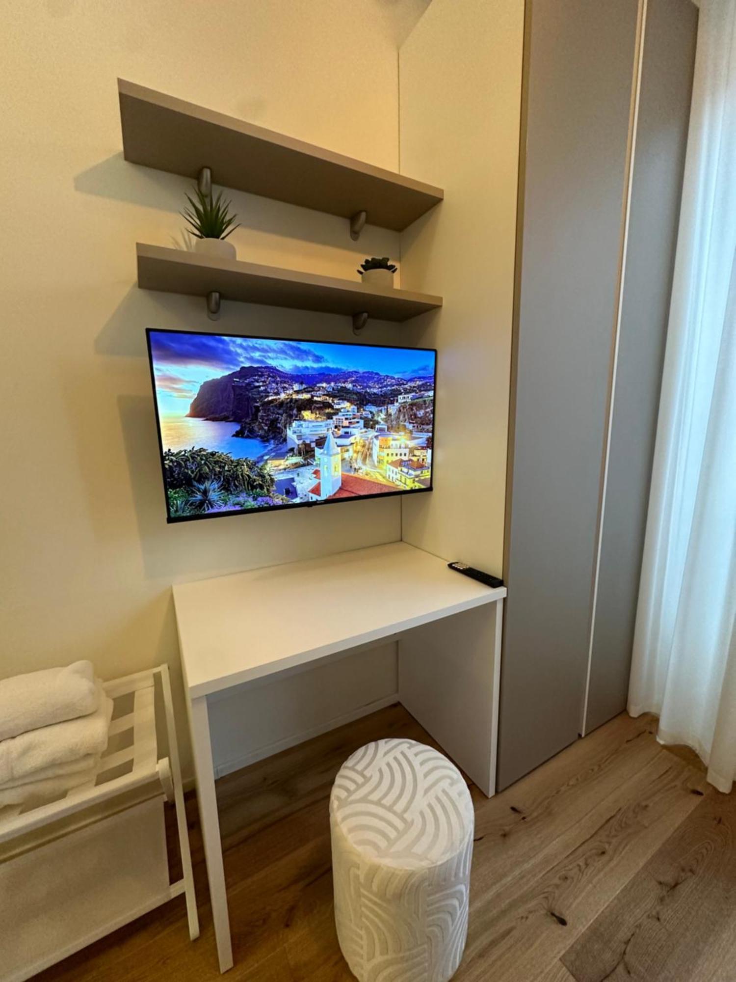 Private With Wi-fi Center Demetra Apartment