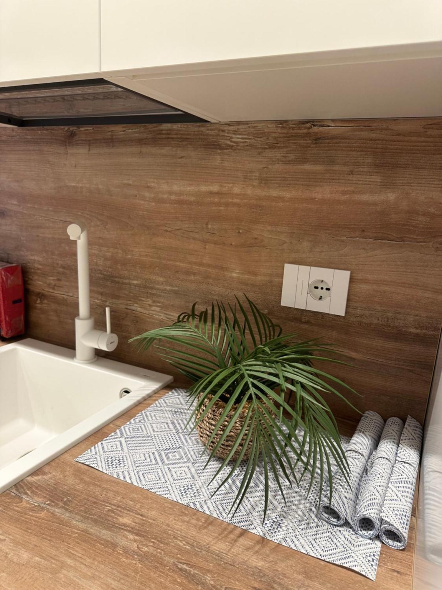 Apartment Private With Wi-fi Center Demetra *