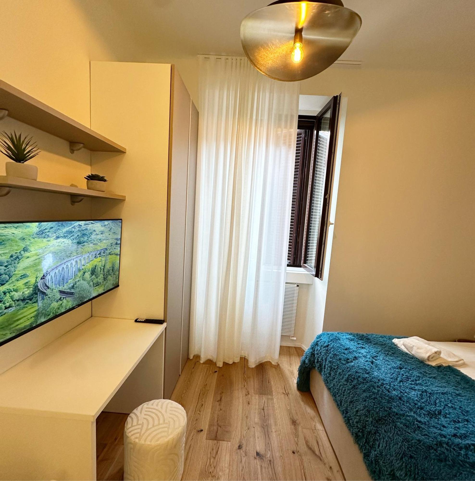 Private With Wi-fi Center Demetra * Mailand