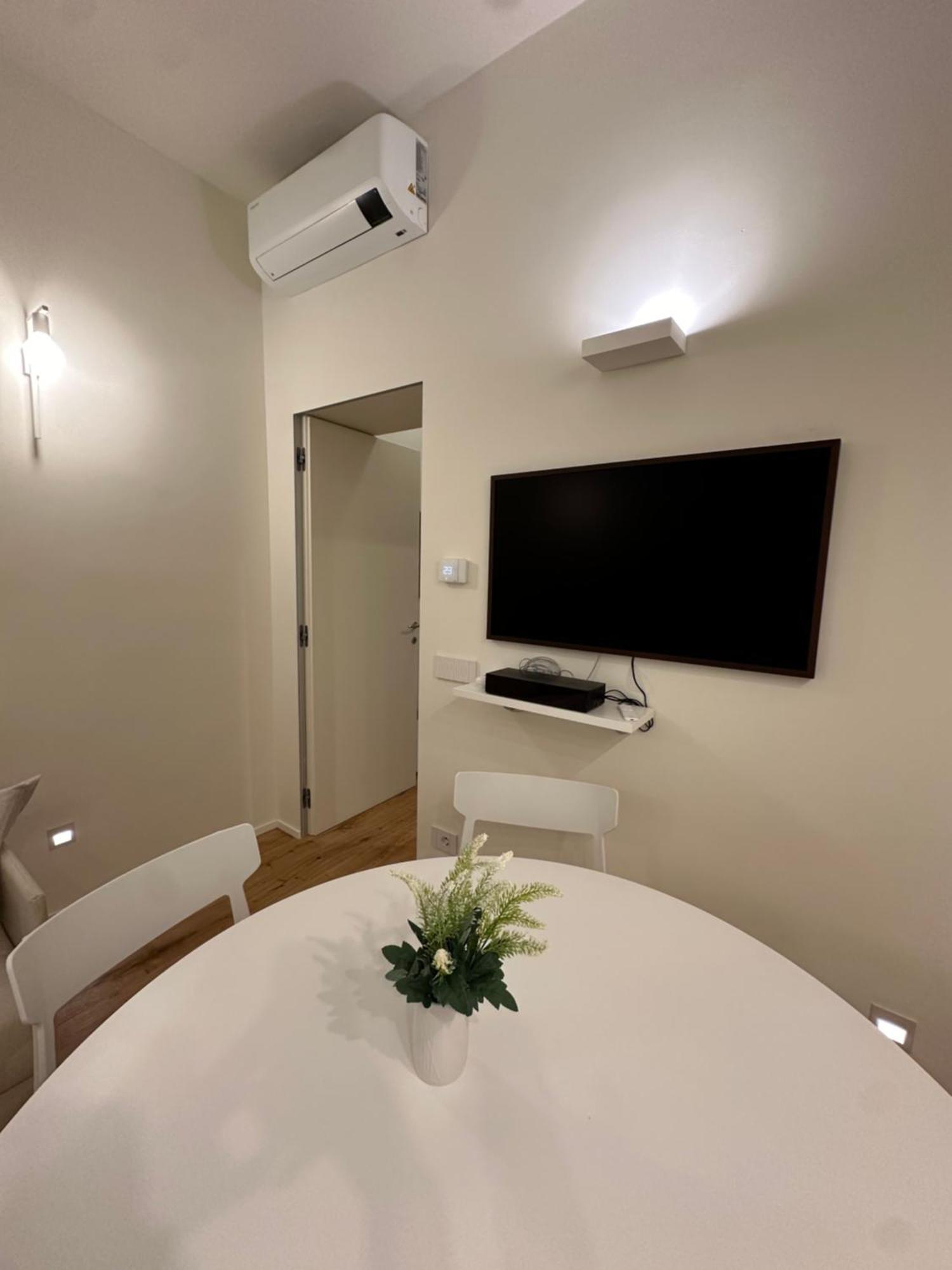 Private With Wi-fi Center Demetra Apartment